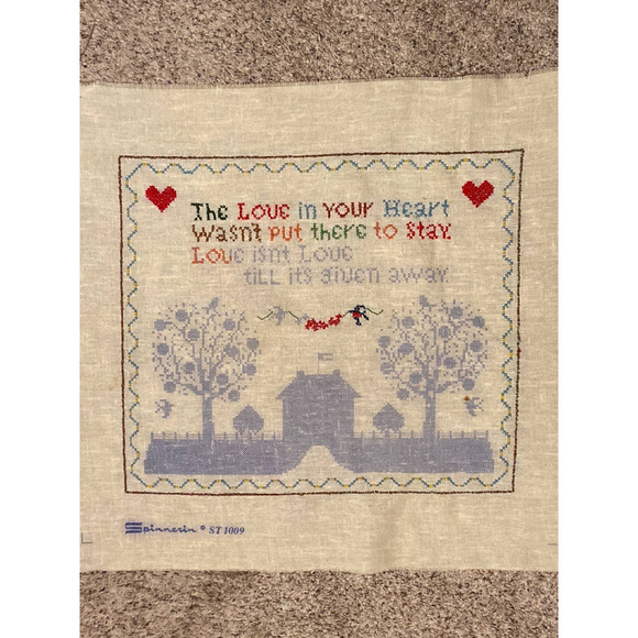 Vintage Spinnerin Creative Stitchery St Love 1009 Partially Completed Embroidery - Picture 1 of 6